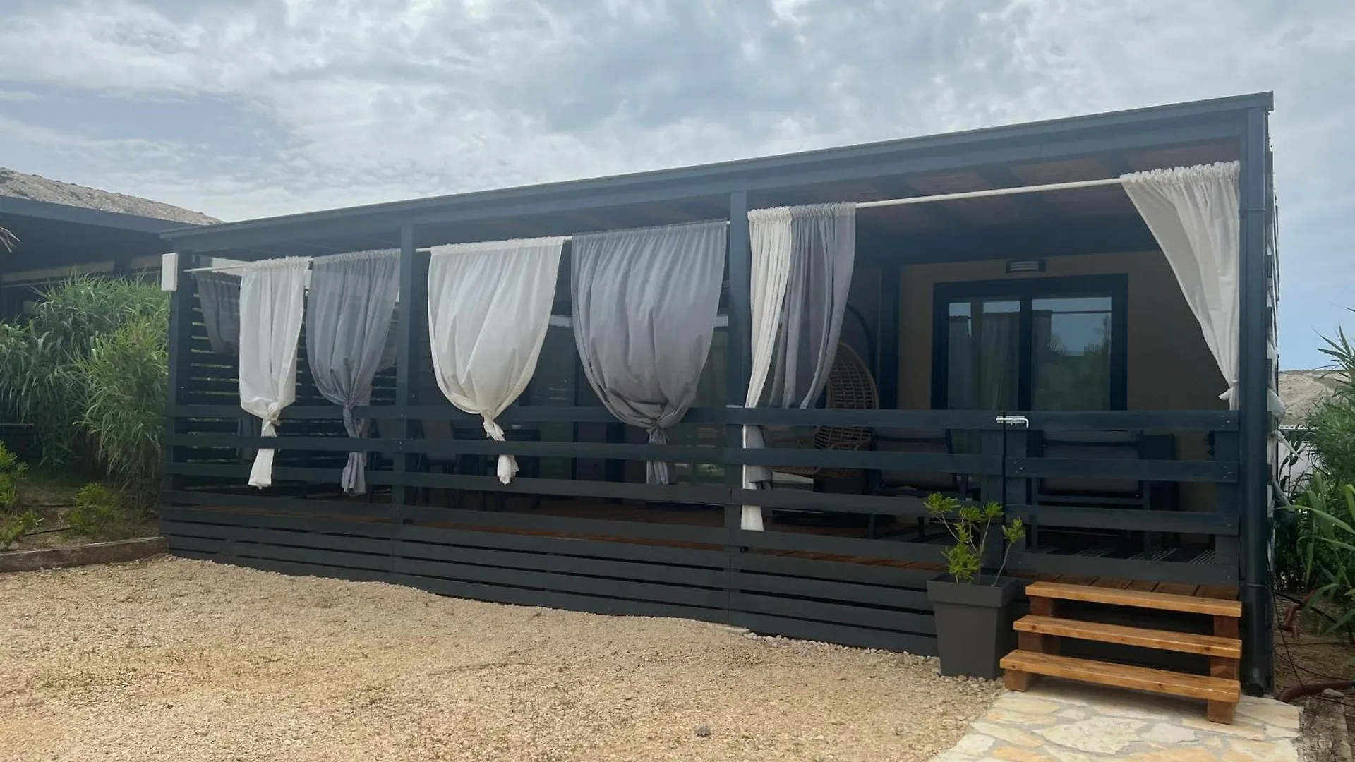 Lunabay Spiritos Mobile Home, Terra Park Spiritos Kolan Croatia